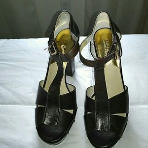 MK Platform Sandals (NWOT)